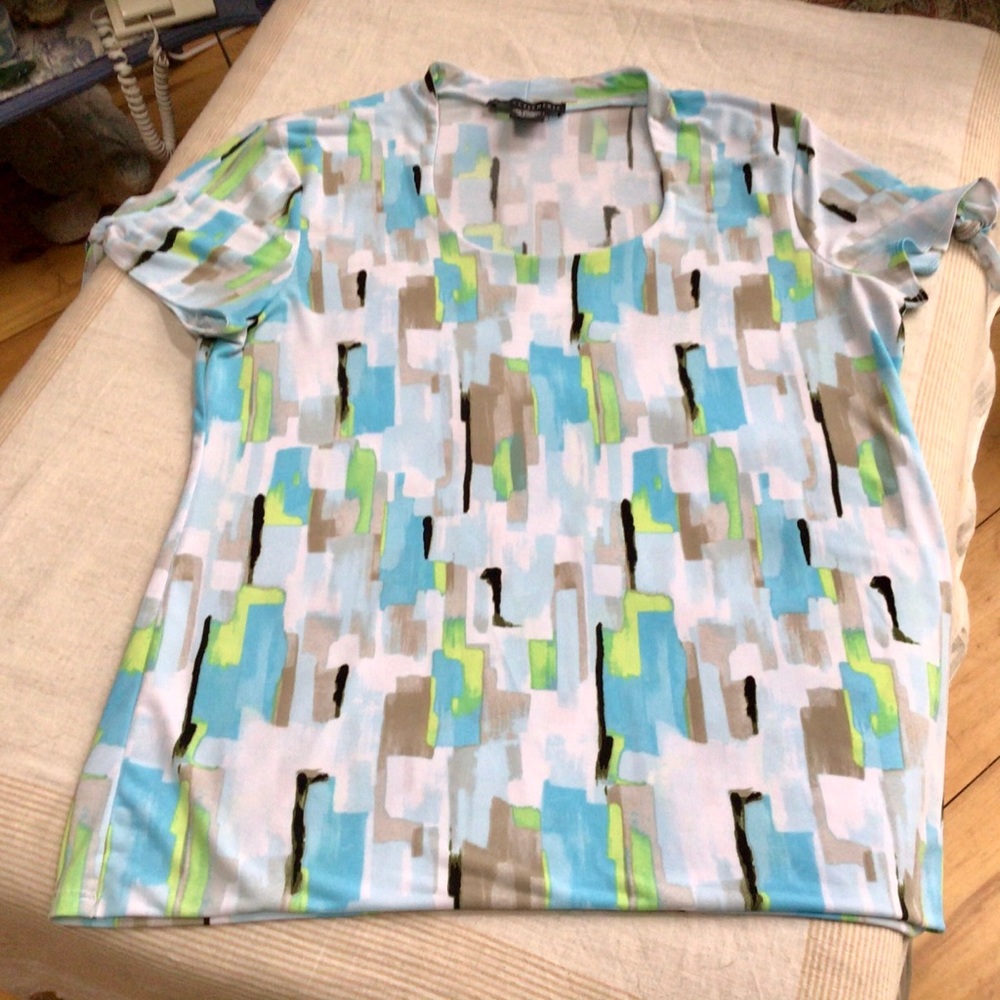 Abstract Patterned Blouse - image 6